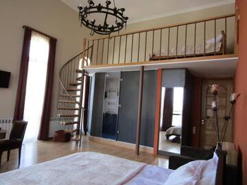 Фото номера Номер Делюкс Виллы Castlerock Villa г. Тбилиси 4