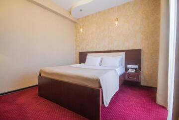 Фото номера Улучшенный люкс Отель Marionn Hotel г. Тбилиси 4
