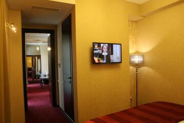 Фото номера Улучшенный люкс Отель Marionn Hotel г. Тбилиси 14