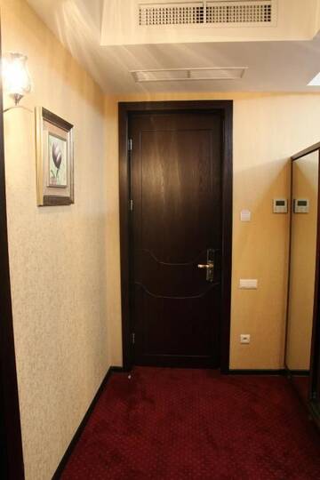 Фото номера Улучшенный двухместный номер с 1 кроватью Отель Marionn Hotel г. Тбилиси 27