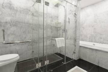 Фото номера Двухуровневый люкс Отель Hotels &amp; Preference Hualing Tbilisi г. Тбилиси 2