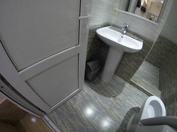 Фото номера Двухместный номер с 1 кроватью Гостевой дом Guest House Rampa г. Тбилиси 2