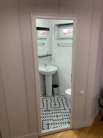 Фото номера Одноместный номер с собственной ванной комнатой Гостевой дом Guest House Rampa г. Тбилиси 3