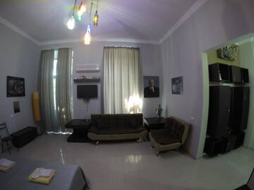Фото номера Семейный люкс с балконом Отель Hotel Imaginarium г. Тбилиси 9