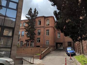 Фото номера Апартаменты - 1-й этаж Хостелы Diwan г. Тбилиси 4