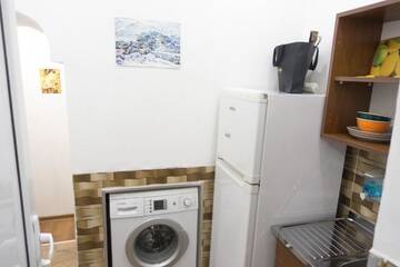Фото номера Апартаменты - 1-й этаж Хостелы Diwan г. Тбилиси 8