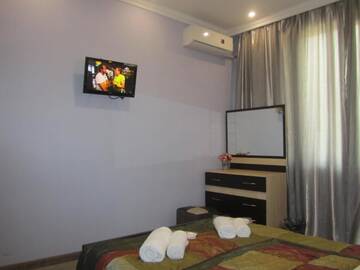 Фото номера Двухместный номер с 1 кроватью Гостевой дом Comfort inn г. Тбилиси 8