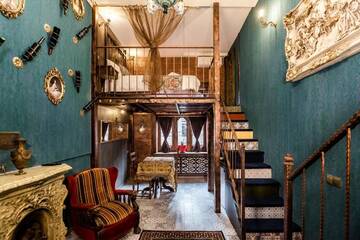 Фото номера Улучшенный семейный номер Отель Tiflis Inn Boutique Hotel г. Тбилиси 2