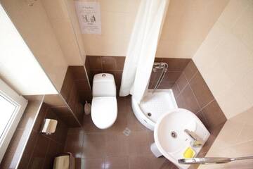 Фото номера Двухместный номер с 1 кроватью Отель Hotel Bu г. Тбилиси 7