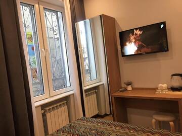 Фото номера Двухместный номер с 1 кроватью Отель Downtown Hotel Tbilisi г. Тбилиси 17