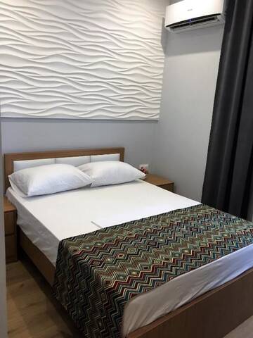 Фото номера Двухместный номер с 1 кроватью Отель Downtown Hotel Tbilisi г. Тбилиси 28