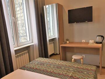 Фото номера Двухместный номер с 1 кроватью Отель Downtown Hotel Tbilisi г. Тбилиси 8