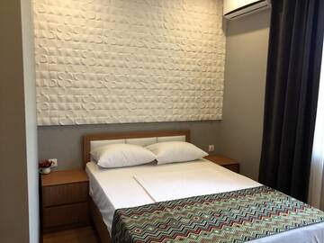 Фото номера Двухместный номер с 1 кроватью Отель Downtown Hotel Tbilisi г. Тбилиси 32