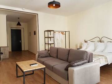 Фото номера Четырехместный номер с балконом Отель House 4Rest г. Тбилиси 15
