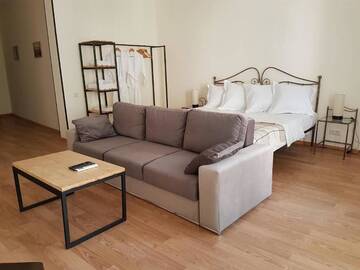 Фото номера Четырехместный номер с балконом Отель House 4Rest г. Тбилиси 13
