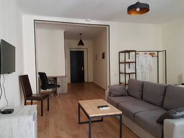 Фото номера Четырехместный номер с балконом Отель House 4Rest г. Тбилиси 22