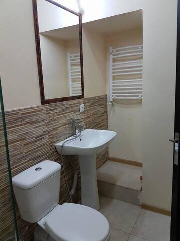 Фото номера Двухместный номер Делюкс с 1 кроватью и ванной Отель House 4Rest г. Тбилиси 11