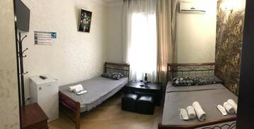 Фото номера Улучшенный семейный номер Гостевой дом Terrace House Near Opera г. Тбилиси 3