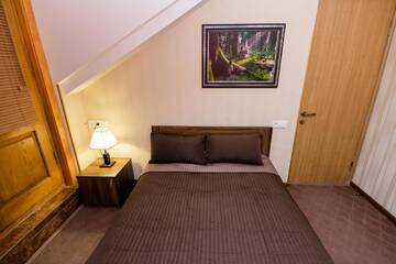 Фото номера Двухместный номер «Комфорт» с 1 кроватью Отель Betlemi Old Town Hotel г. Тбилиси 2