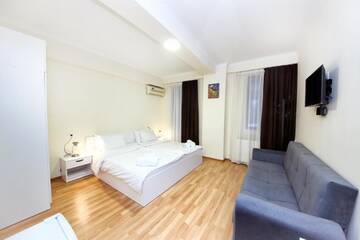 Фото номера Большой двухместный номер с 1 кроватью Отель Hotel Vorontsov Inn г. Тбилиси 7