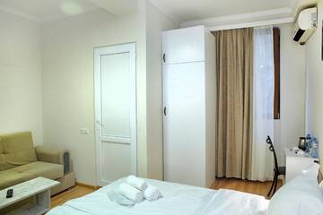 Фото номера Стандартный двухместный номер с 1 кроватью Отель Hotel Vorontsov Inn г. Тбилиси 12
