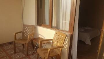 Фото номера Двухместный номер Делюкс с 1 кроватью и балконом Отель Hotel Stal+ г. Тбилиси 21