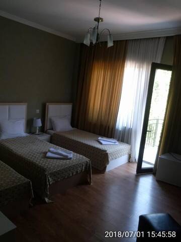 Фото номера Трехместный номер «Комфорт» Отель Hotel Stal+ г. Тбилиси 8