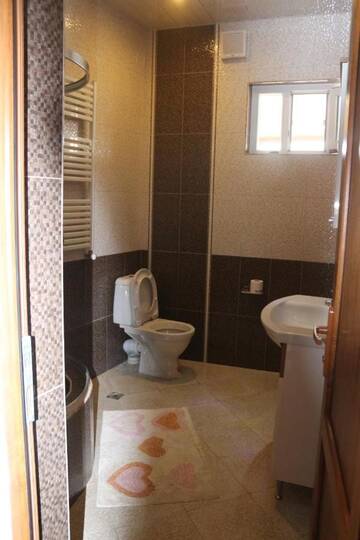 Фото номера Трехместный номер Делюкс Гостевой дом Eco Holiday House г. Тбилиси 15