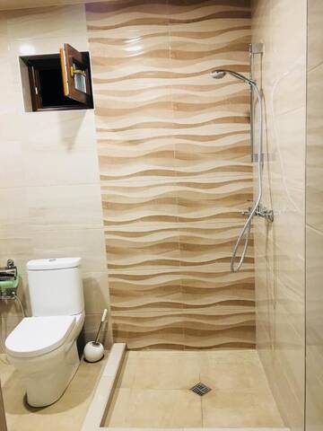 Фото номера Двухместный номер Делюкс с 1 кроватью Гостевой дом Eco Holiday House г. Тбилиси 12