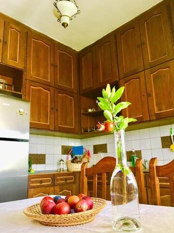 Фото номера Трехместный номер Делюкс Гостевой дом Eco Holiday House г. Тбилиси 9