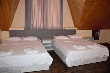 Фото номера Семейный номер Отель FangXin Hotel г. Тбилиси 4