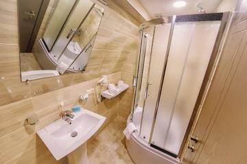 Фото номера Двухместный номер эконом-класса с 1 кроватью Отель Green Corner Hotel г. Тбилиси 11