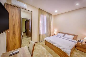 Фото номера Стандартный двухместный номер с 1 кроватью Отель Green Corner Hotel г. Тбилиси 14
