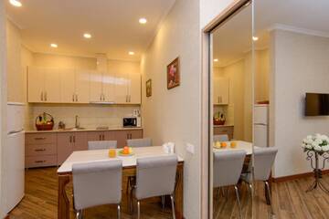 Фото номера Апартаменты с 2 спальнями Отель Apart Hotel MX г. Тбилиси 3