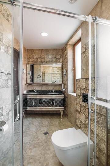 Фото номера Представительский люкс Отель Hotel Aivani Old Tbilisi г. Тбилиси 13