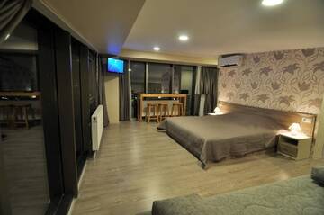 Фото номера Улучшенные апартаменты-студио Апарт-отели Hotel Tbilisi Apart г. Тбилиси 19
