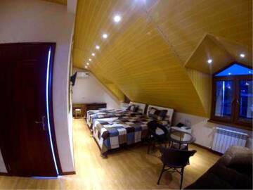 Фото номера Номер Делюкс Отель Hotel Garden House г. Тбилиси 17