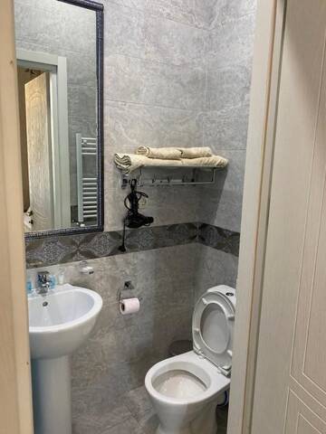 Фото номера Стандартный двухместный номер с 1 кроватью Апарт-отели Old Tbilisi Apart-Hotel г. Тбилиси 3