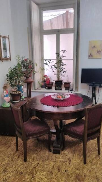 Фото номера Трехместный номер с основными удобствами Гостевой дом Guest House On Asatiani г. Тбилиси 10