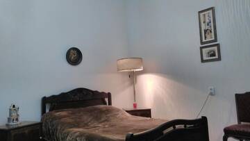 Фото номера Трехместный номер с основными удобствами Гостевой дом Guest House On Asatiani г. Тбилиси 11