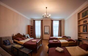 Фото номера Семейный номер с общей ванной комнатой Гостевой дом Guest House Lile г. Тбилиси 2