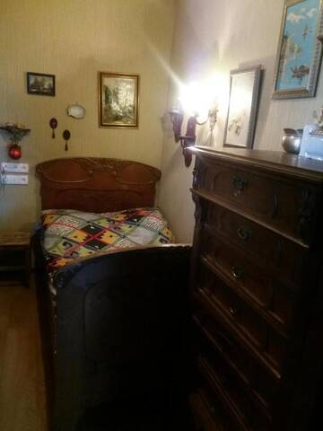 Фото номера Небольшой одноместный номер Гостевой дом Guest House Irina Tbilisi г. Тбилиси 4