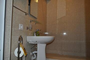 Фото номера Двухместный номер Делюкс с 1 кроватью и балконом Отель Hotel Your Comfort г. Тбилиси 5