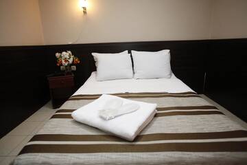 Фото номера Стандартный двухместный номер с 1 кроватью Отель Rose Hotel г. Тбилиси 9
