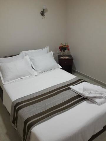 Фото номера Стандартный двухместный номер с 1 кроватью Отель Rose Hotel г. Тбилиси 8