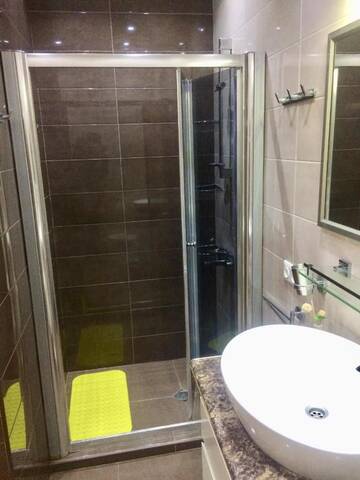 Фото номера Апартаменты с 3 спальнями Апарт-отели Apartments marjanishvili г. Тбилиси 23