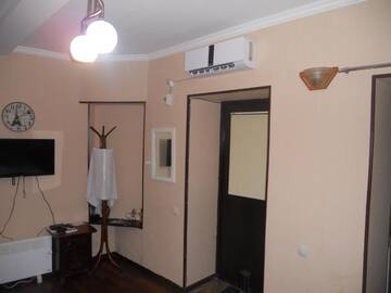 Фото номера Апартаменты - 1-й этаж Гостевой дом Rooms Apartment г. Тбилиси 40