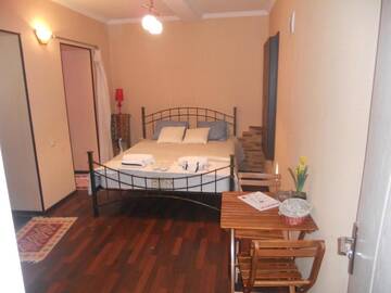 Фото номера Апартаменты - 1-й этаж Гостевой дом Rooms Apartment г. Тбилиси 25