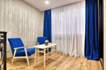 Фото номера Семейный номер Делюкс Отель Q&amp;B Hotel г. Тбилиси 9