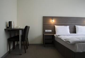 Фото номера Двухместный номер с 1 кроватью Отель Hotel M9 г. Тбилиси 4